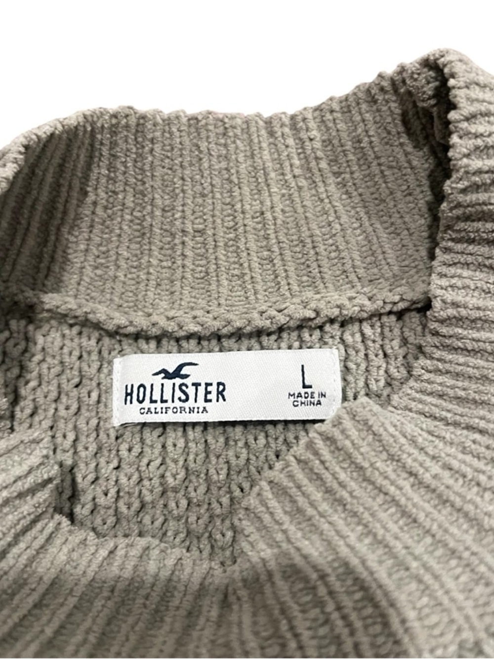 Hollister Women's Mock Neck Crop Sweater Knit Safe Green Sz Large Waffle - Picture 2 of 4